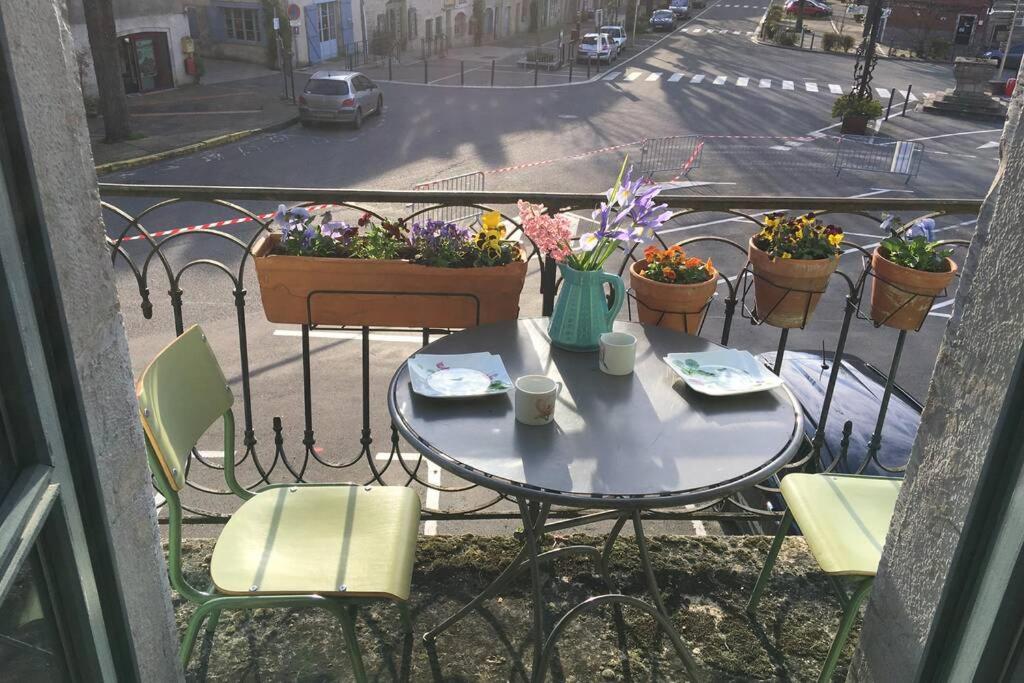 Appartement De 75 M2 Dans Maison Familiale Saint-Antonin-Noble-Val Εξωτερικό φωτογραφία